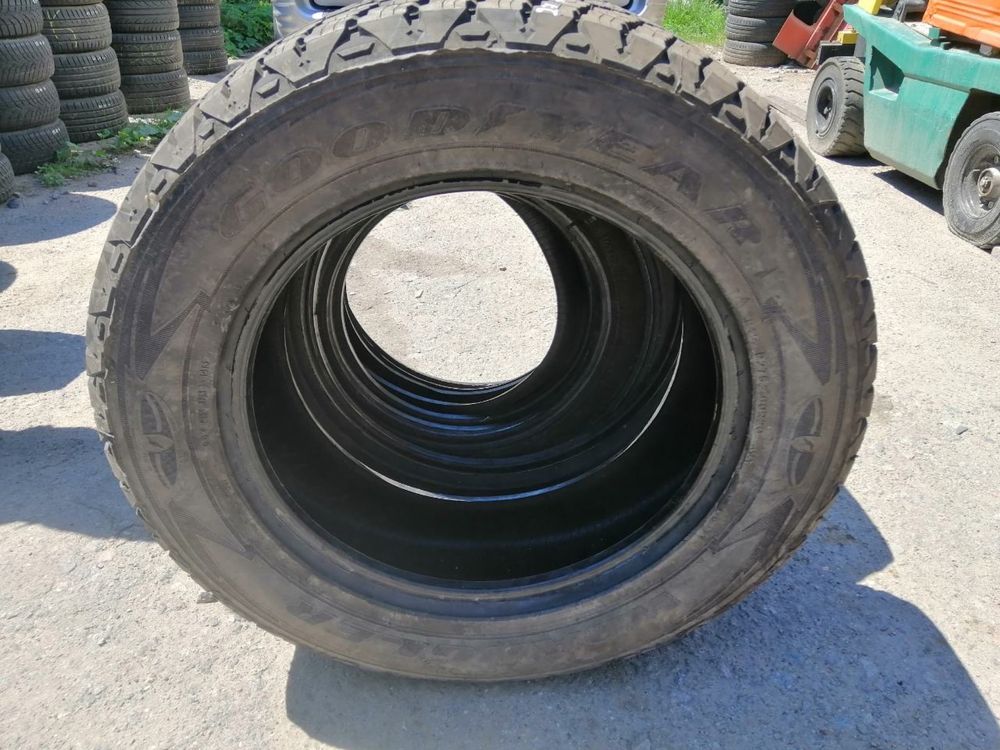 Автошини 275/60 R20 колеса з Німеччини літо зима склад