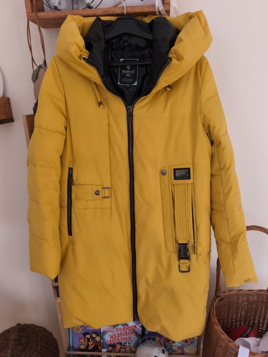 Зимова куртка подовжена жіноча