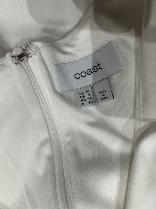 Suknia ślubna klasyczna minimalistyczna ponadczasowa