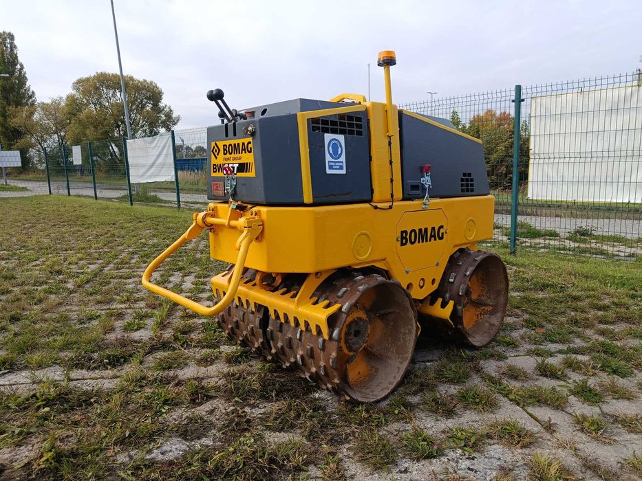 Walec Drogowy Okołkowany Bomag BW 85T z Wibracjami Mocno Doinwestowany