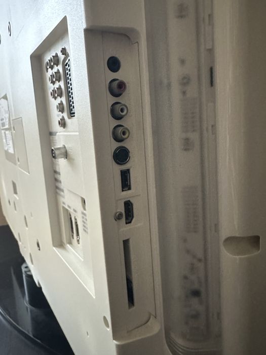 Телевізор PHILIPS 37PFL7603D/10