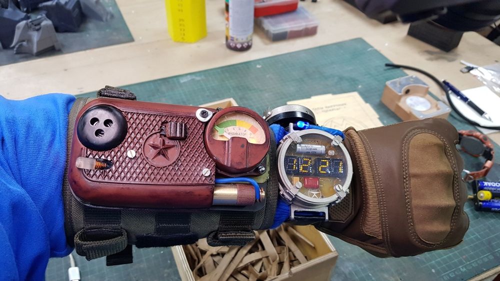 Metro Exodus 2033 2034 косплей