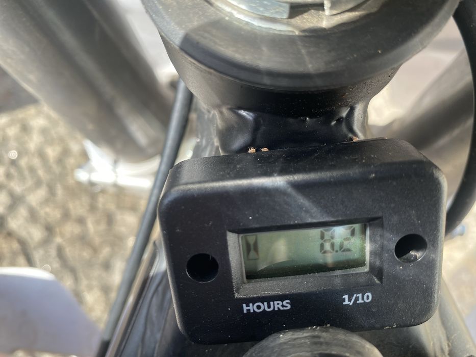 Malcor xzf 250 com starter eletrico. Poucas horas boa para iniciante