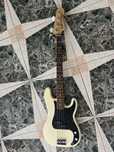 Fender american special precision bass 60th anniversary precision