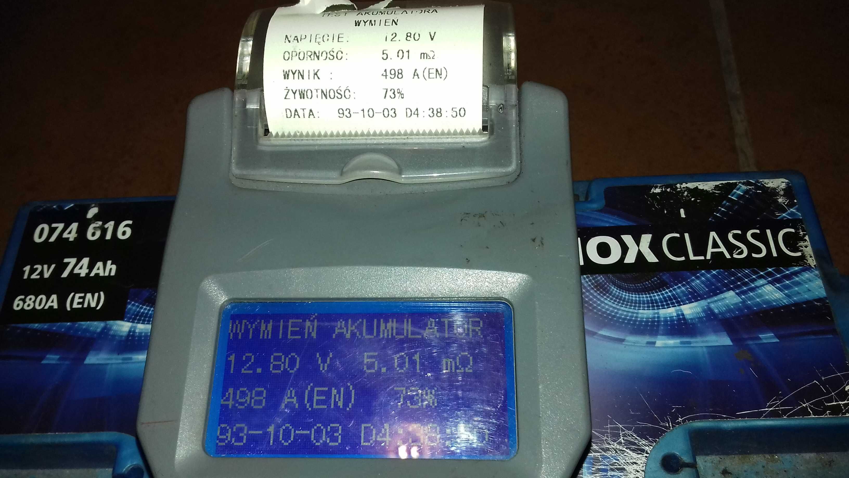 Miernik tester akumulatorów Ideal  BDT4000