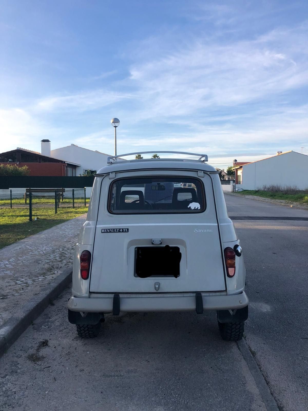 Renault 4L TL Savane