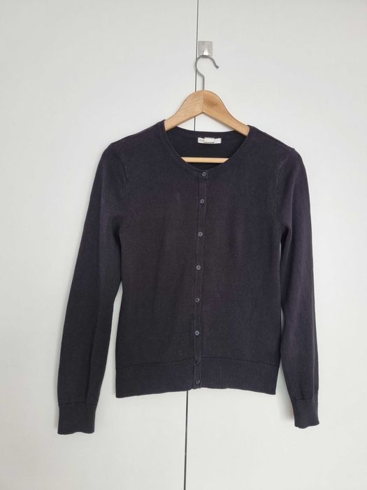 Kardigan czarny sweter H&M 36 S zapinany guziki wiosna fashion moda