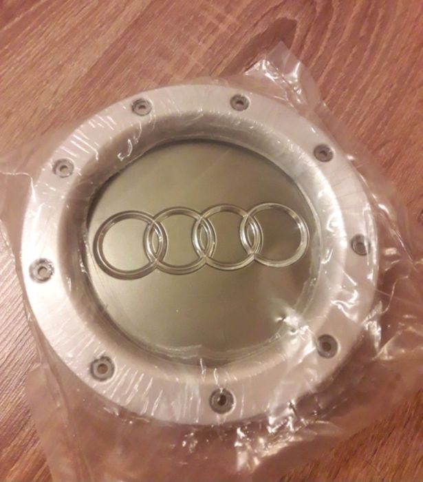 Значок, ковпачок в диски Audi, заглушка, ауді