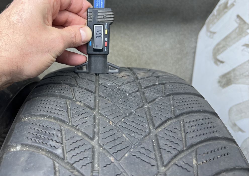 Шини 2020р 225 60 R17 Bridgestone Blizzak LM001 зима зимові