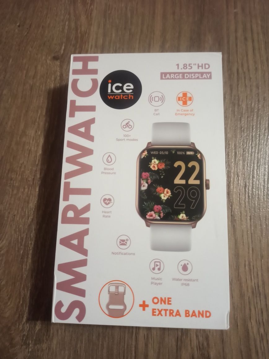 Smartwatch ice watch                   +one extra band