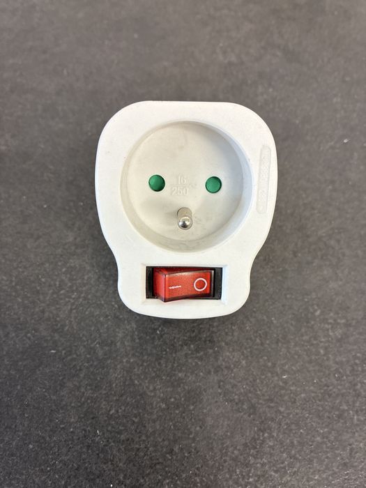 Przejściówka RC-10W z wyłącznikiem Elgotech