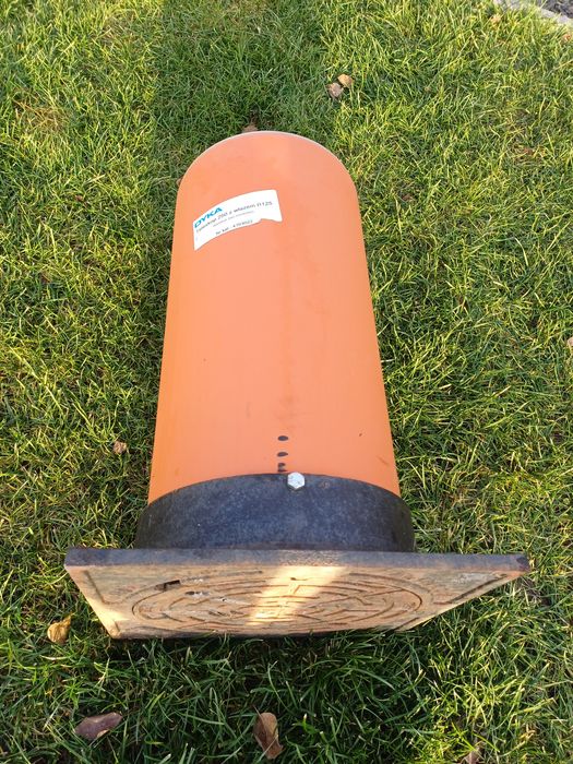 Pokrywa z teleskopem 250