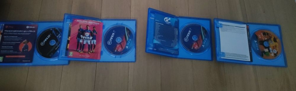 Zestaw gier do PS4 pro(mogę sprzedać każdą pojedynczo)