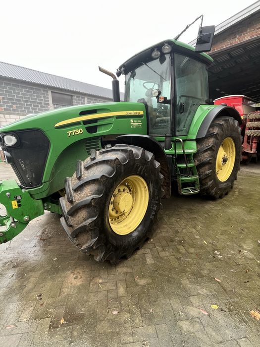 Ciagnik john deere 7730