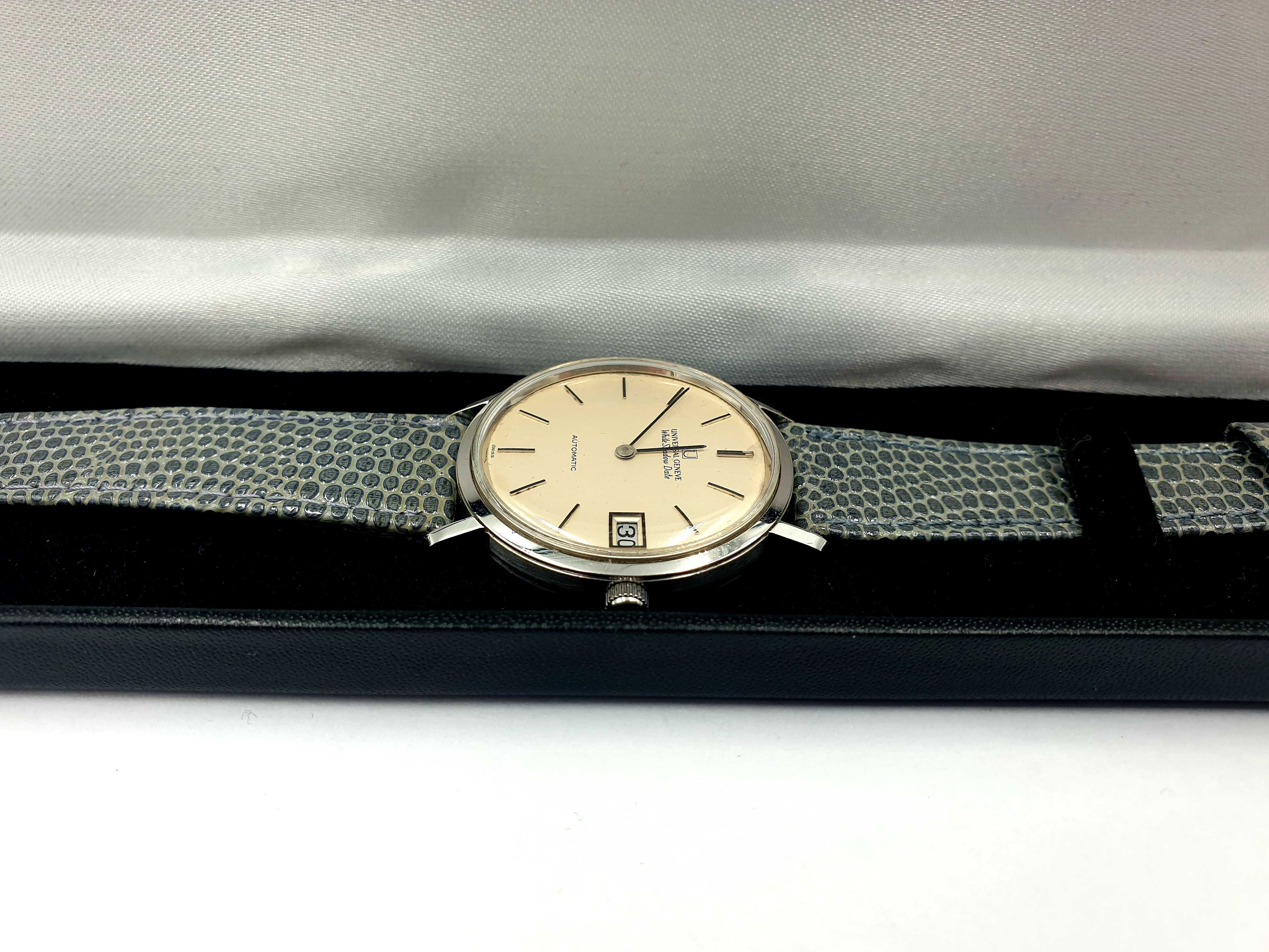 Zegarek Universal Genève Microtor White Shadow Date Automatic / 1965r.