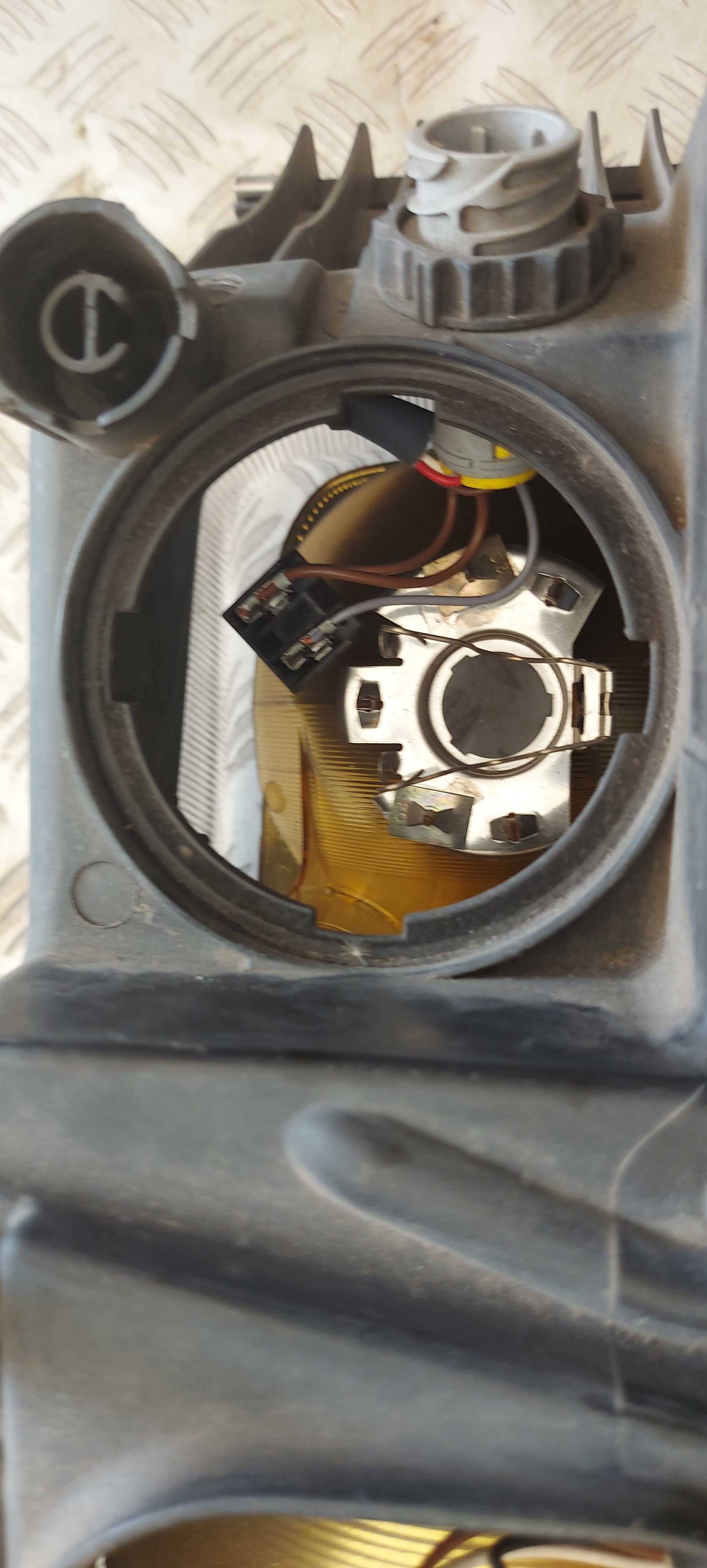 MAN TGL reflektor lewy przedni lampa
