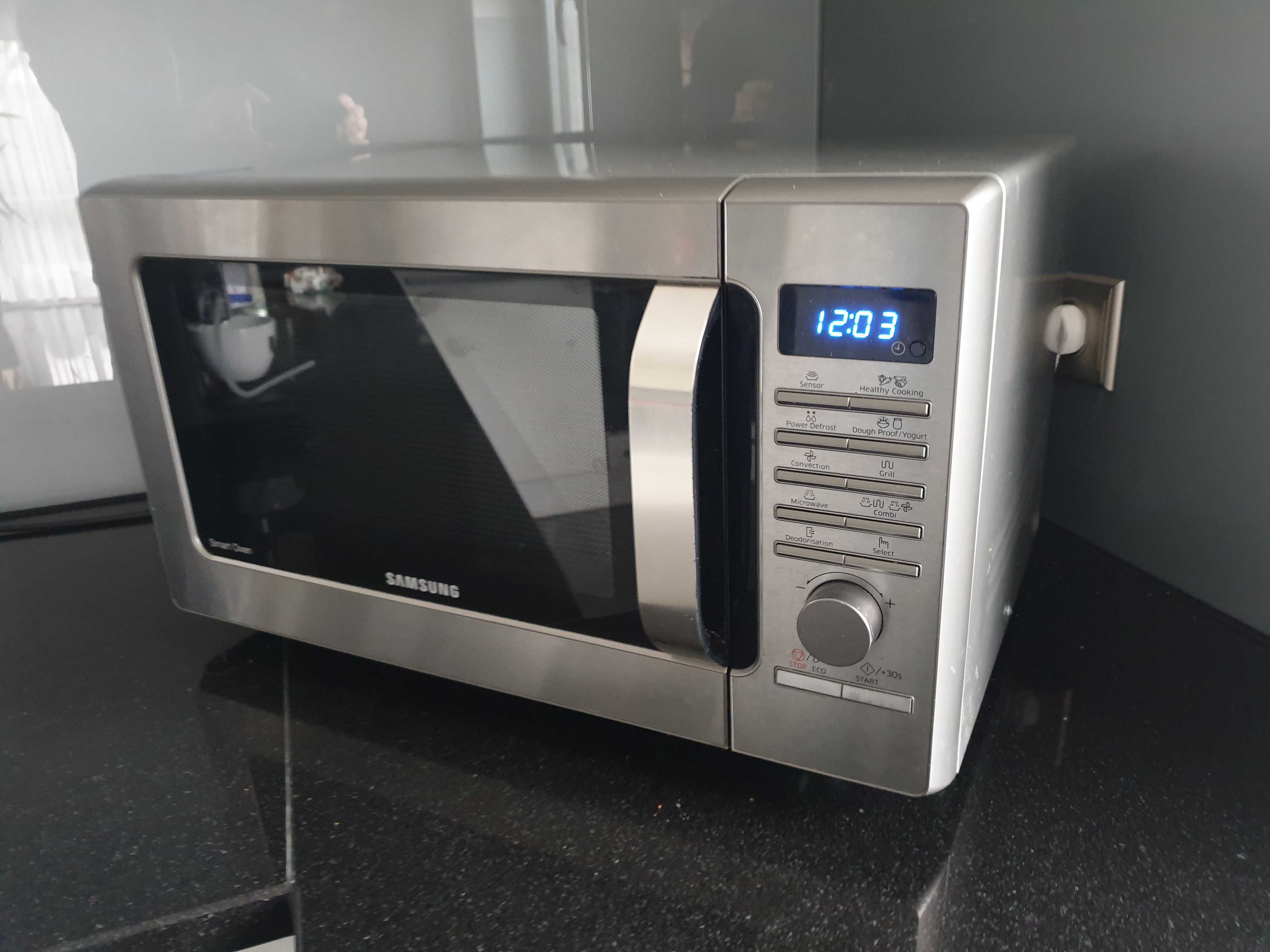 kuchenka mikrofalowa  Samsung Smart Oven