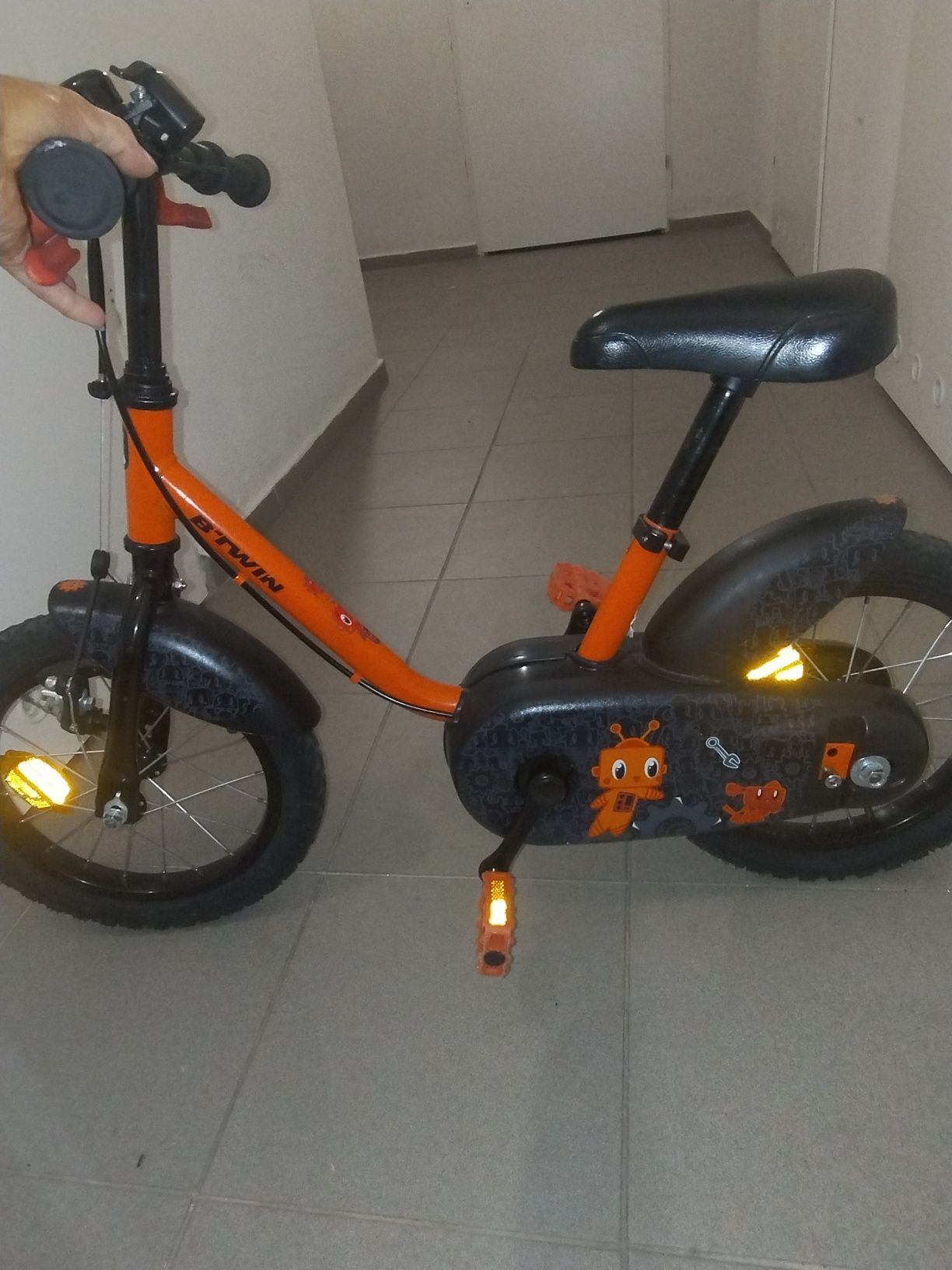 Rowerek B twin  14 cali pomaranczowy