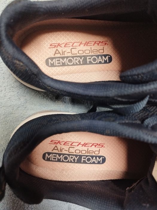 Sapatilhas sckechers novas