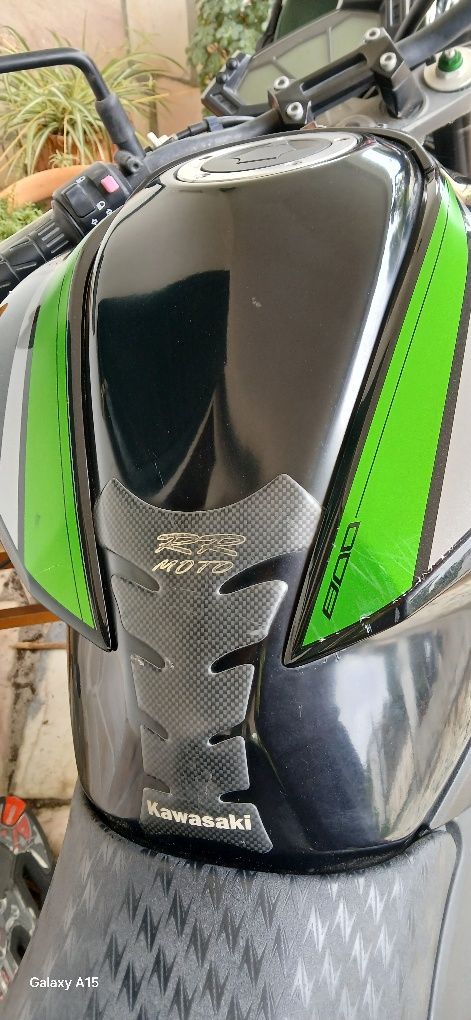 Vendo Kawasaki Z800