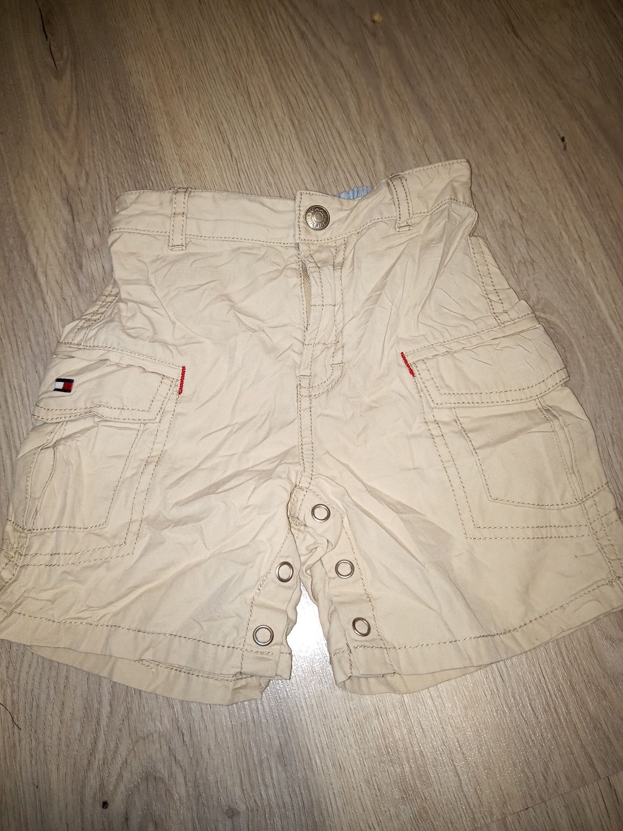 Spodenki Tommy Hilfiger 18-24 miesiace