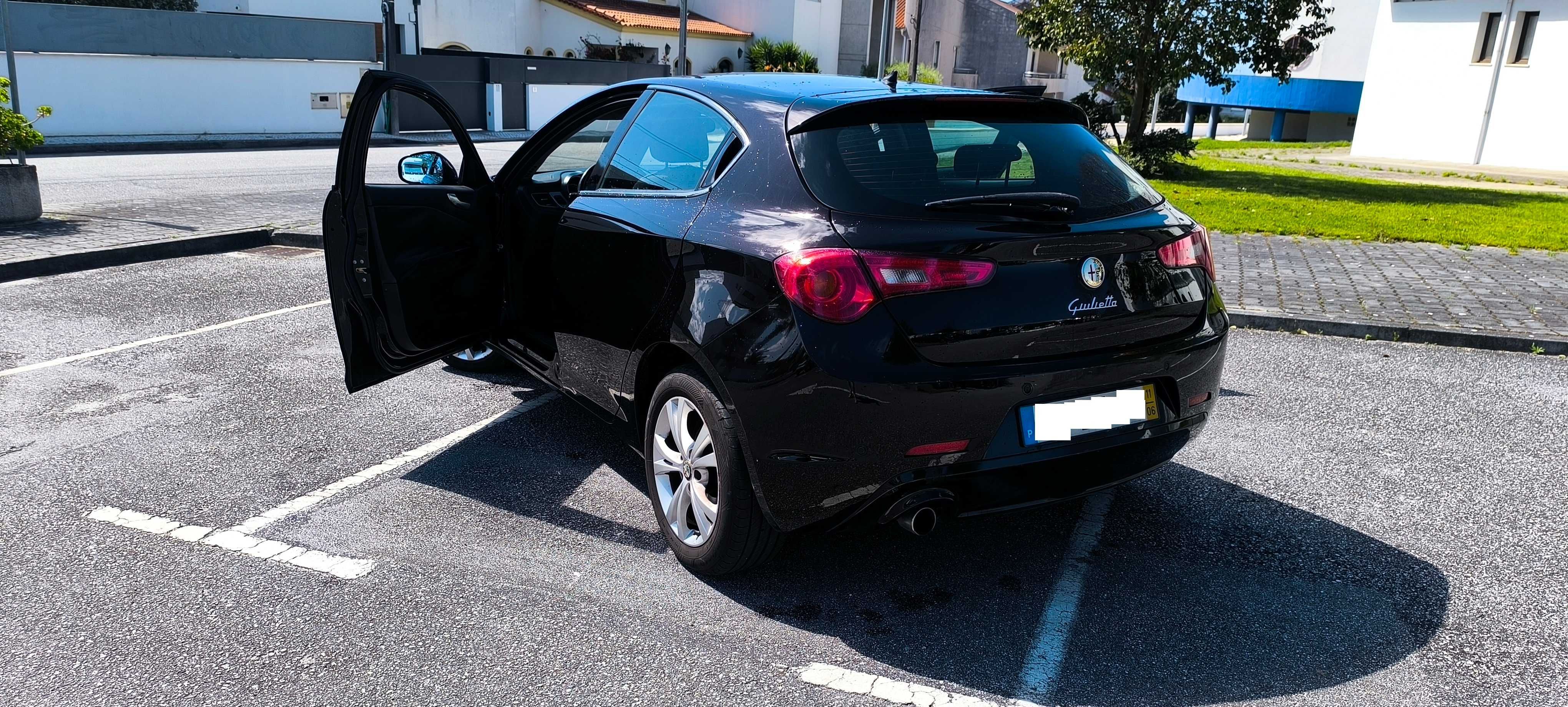 Alfa Romeo Giulietta 1.6 Impecável