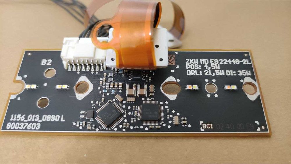 LED плата ДХО/габарит Audi Q7 Q8 (ZKW)