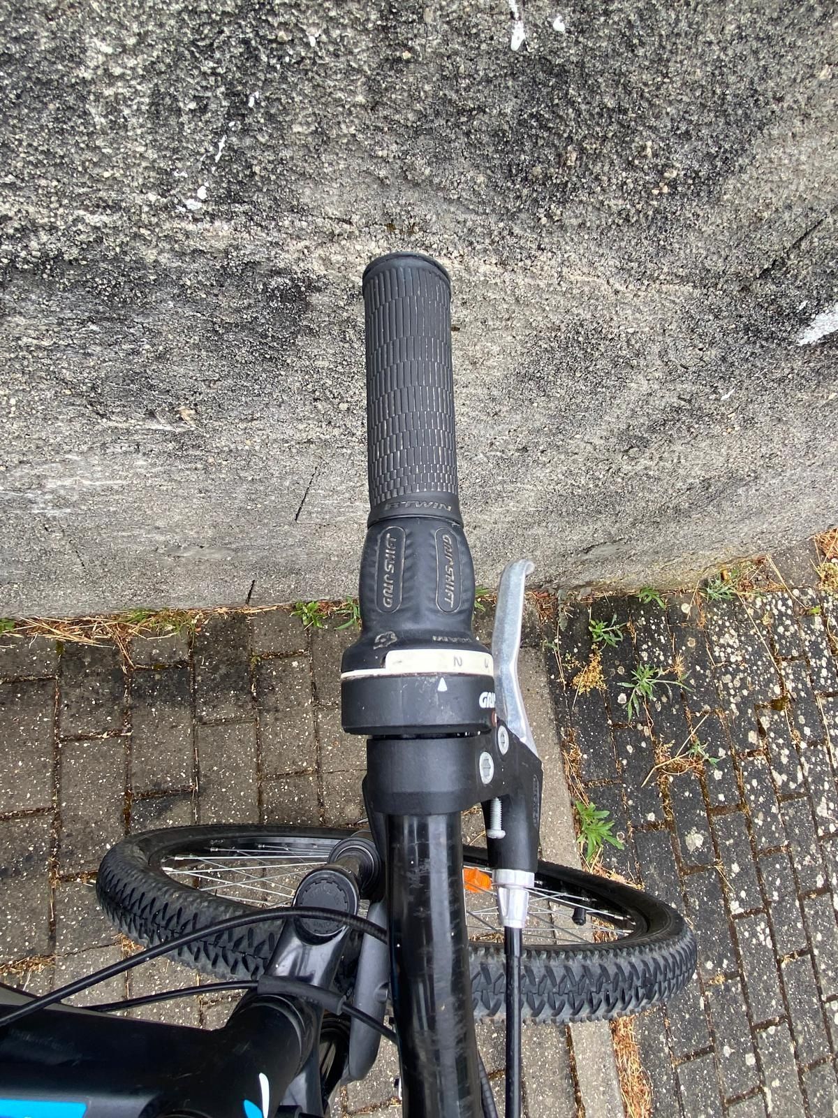 Btt roda 26 como nova.