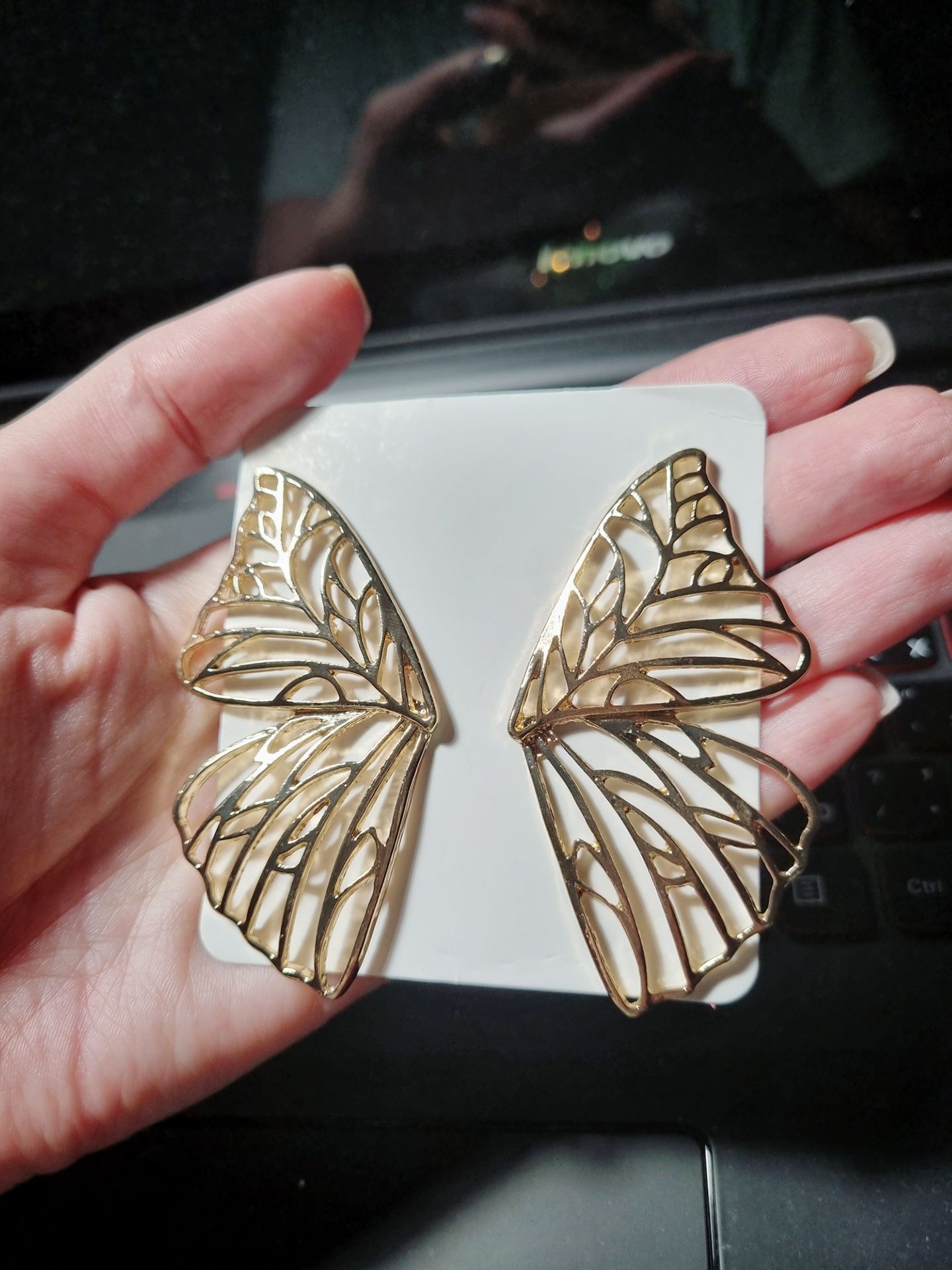 Сережки великі Крила метелика під Золото, нові!