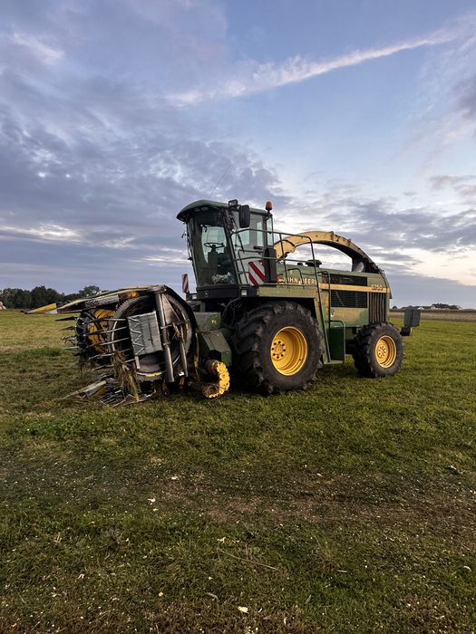 Sieczkarnia john deere 6750