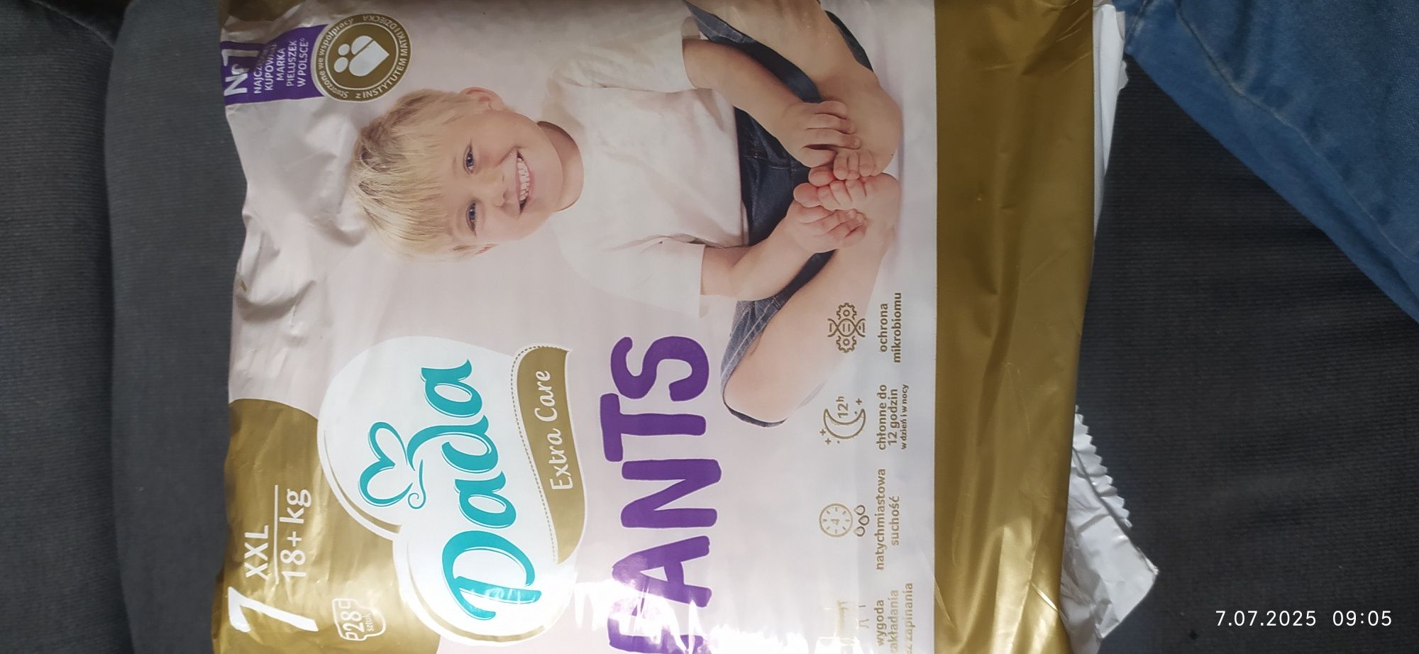 4 x pieluchomajtki DADA rozmiar 7