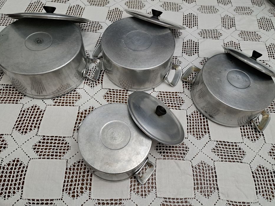 4 Tachos  em Alumínio Fundido -  Tamanhos  16/18/20 e 22 -Resistentes