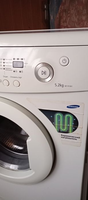 Продам стиральную машину SAMSUNG  WF-R 1061