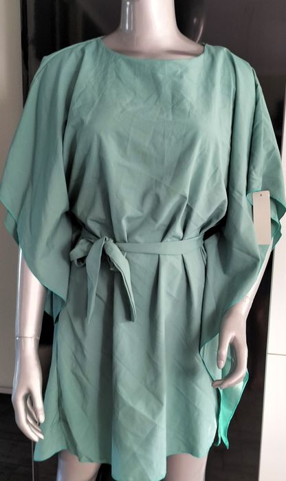 Sukienka  krój nietoperz