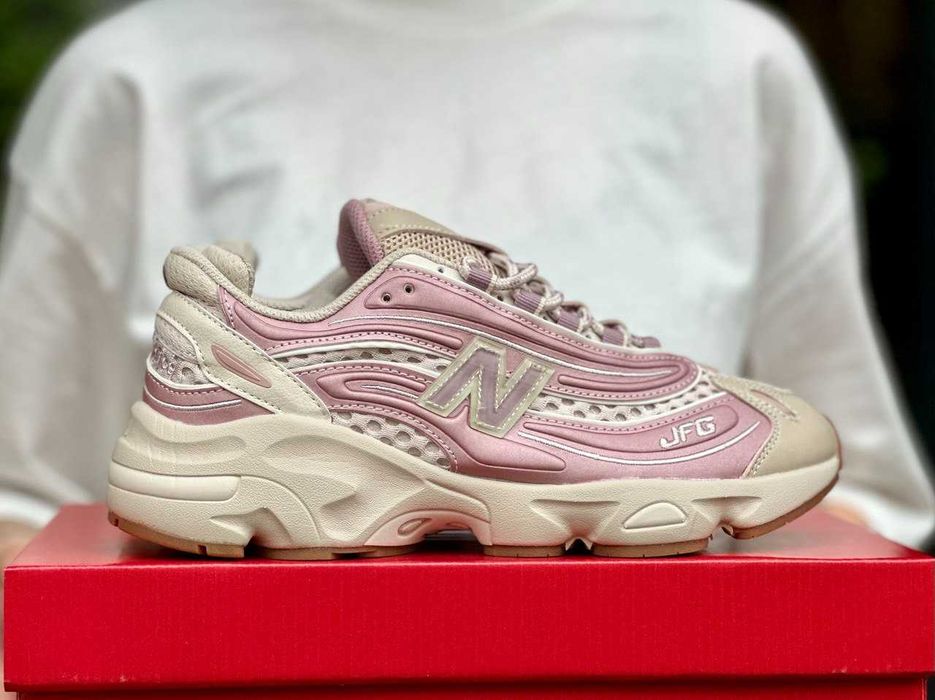 кросівки Joe Freshgoods x New Balance 1000 'Pink Mink' ретро класика