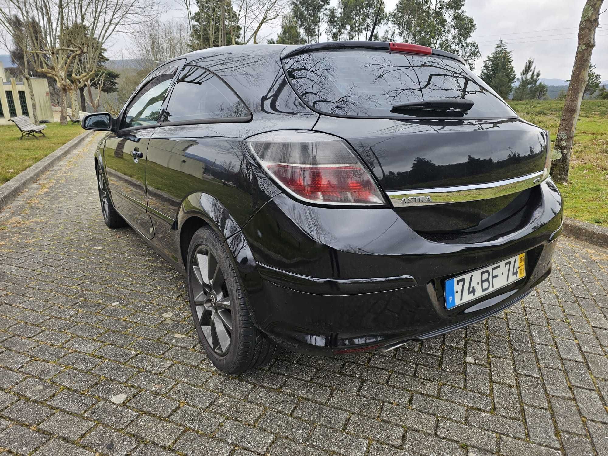 Opel Astra GTC 1.9 CDTI 150 CV