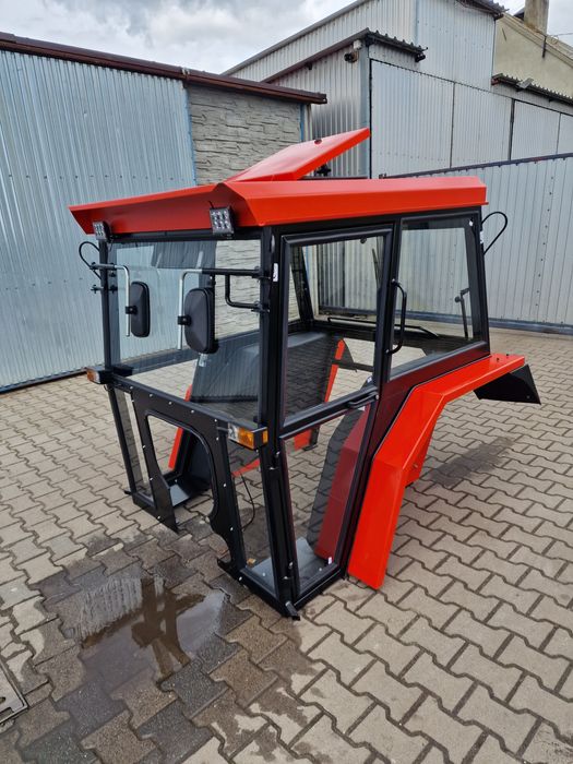 Kabina ciągnikowa C360 Kabina C-360 Kabina c360 Maska C 360