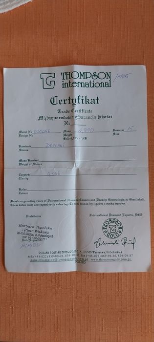 APART Złoty pierścionek z brylantem