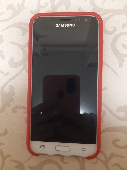 Продам телефон (samsung j3 2017)