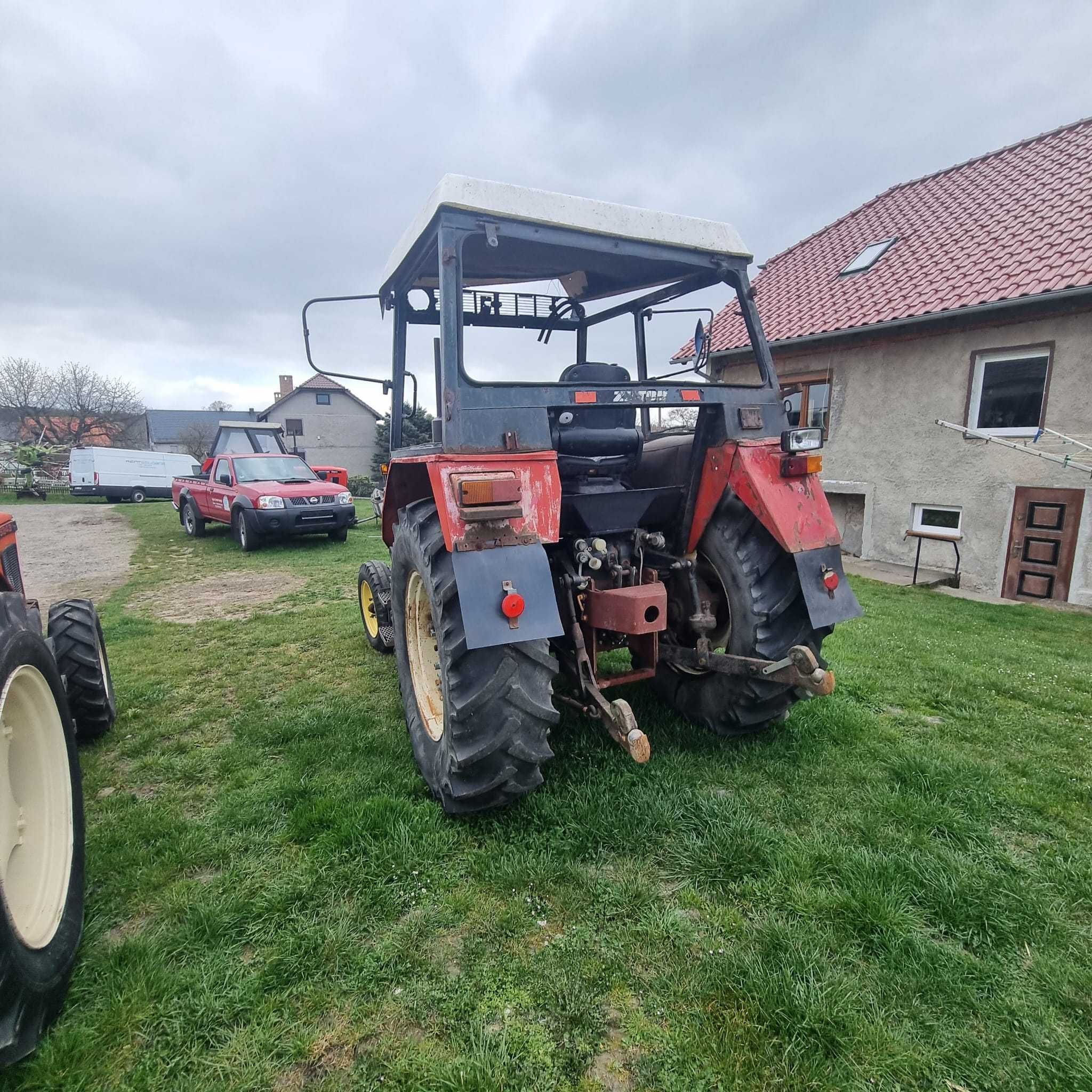 Ciągnik rolniczy Zetor 5211