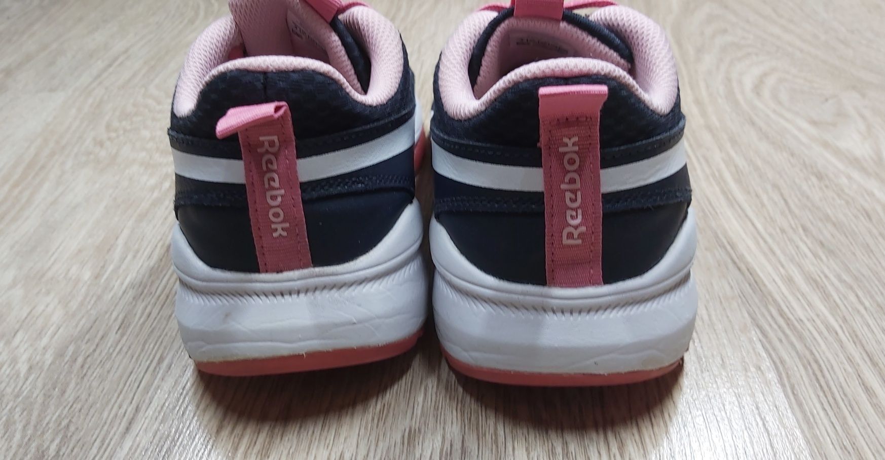 Reebok buty sportowe sneakersy eu 35 cm 23