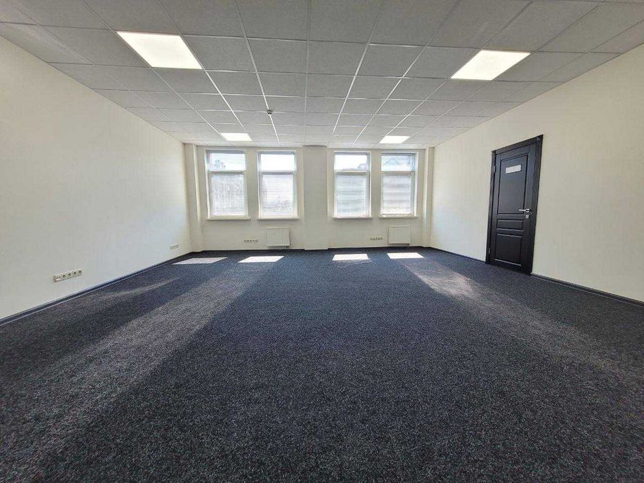 Оренда офісу на Подолі, метро Контрактова площа, новий ремонт