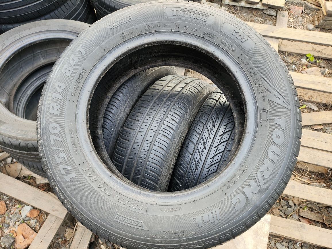 Шини резина літо 175/70 R14 Pirelli Taurus