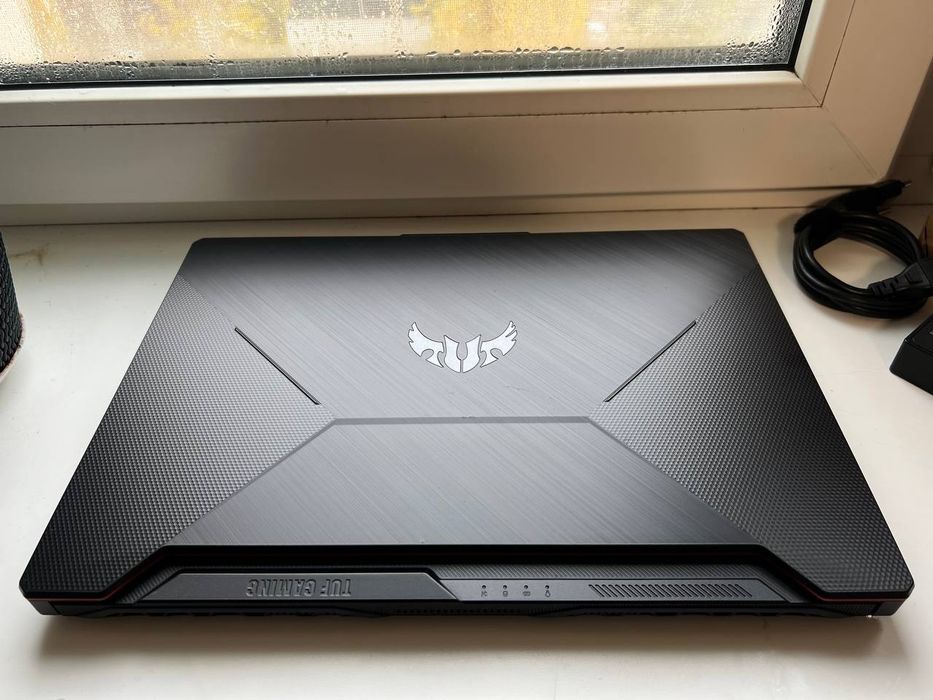 Игровой ноутбук Asus Tuf Gaming l i5 10300H l RTX 2060 l 16gb l ssd512