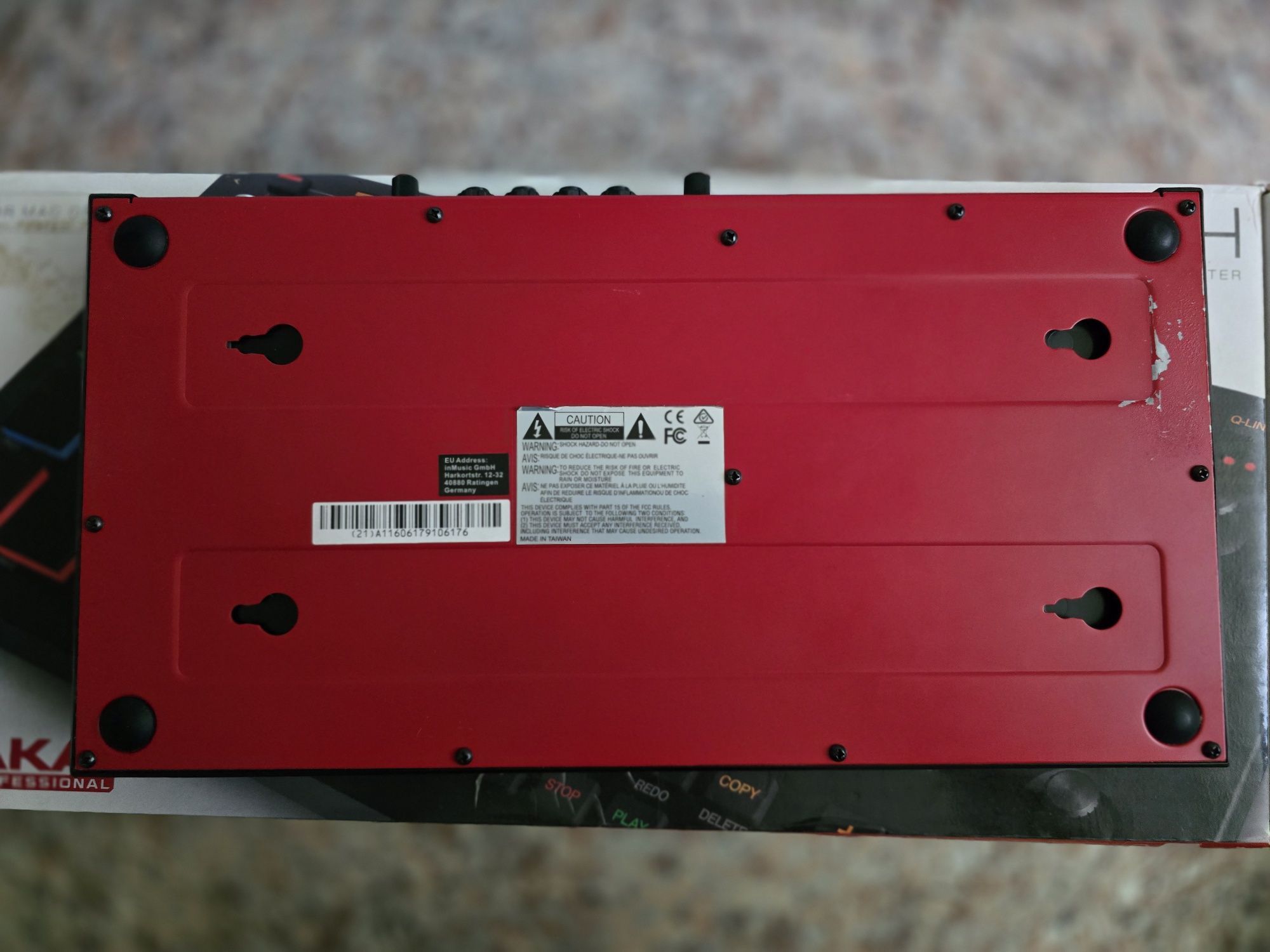 Akai mpc Touch музична портативна студія