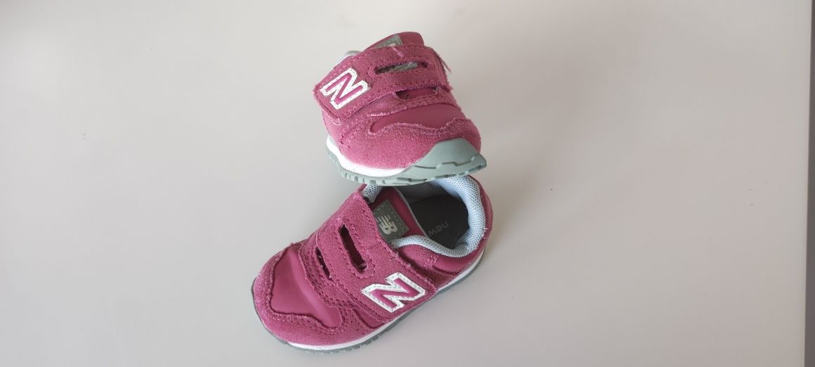 Ténis new balance tam. 20