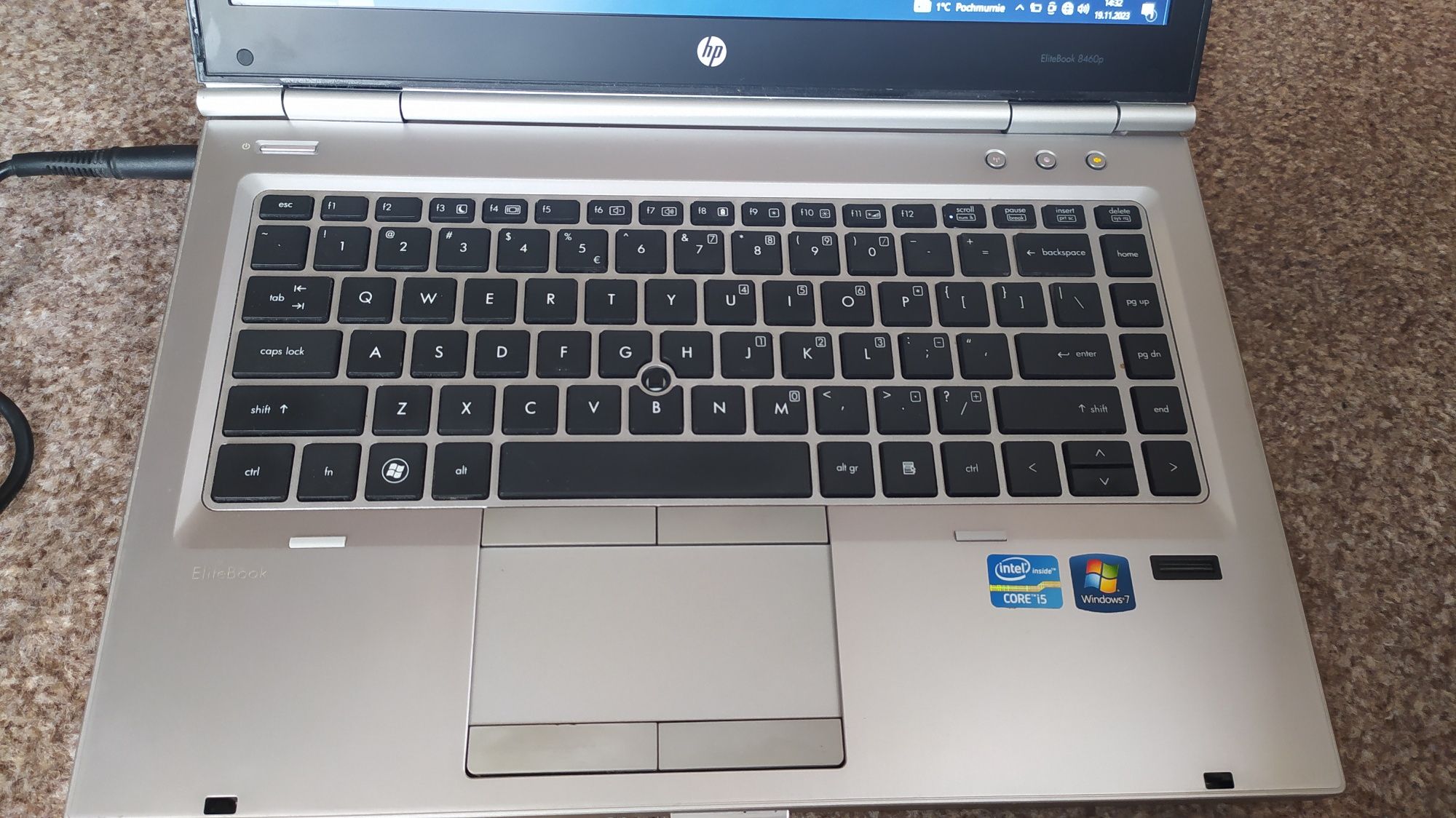 Laptop Hp Elitebook 8460p stacja dokująca SSD i5 8GB