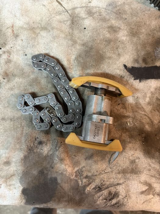 Głowica 2.0 ALT Audi wariator napinacz rozrządu części 2.0 ALT A6 C5