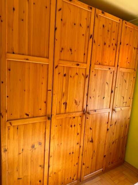 Duża Szafa z Ikea