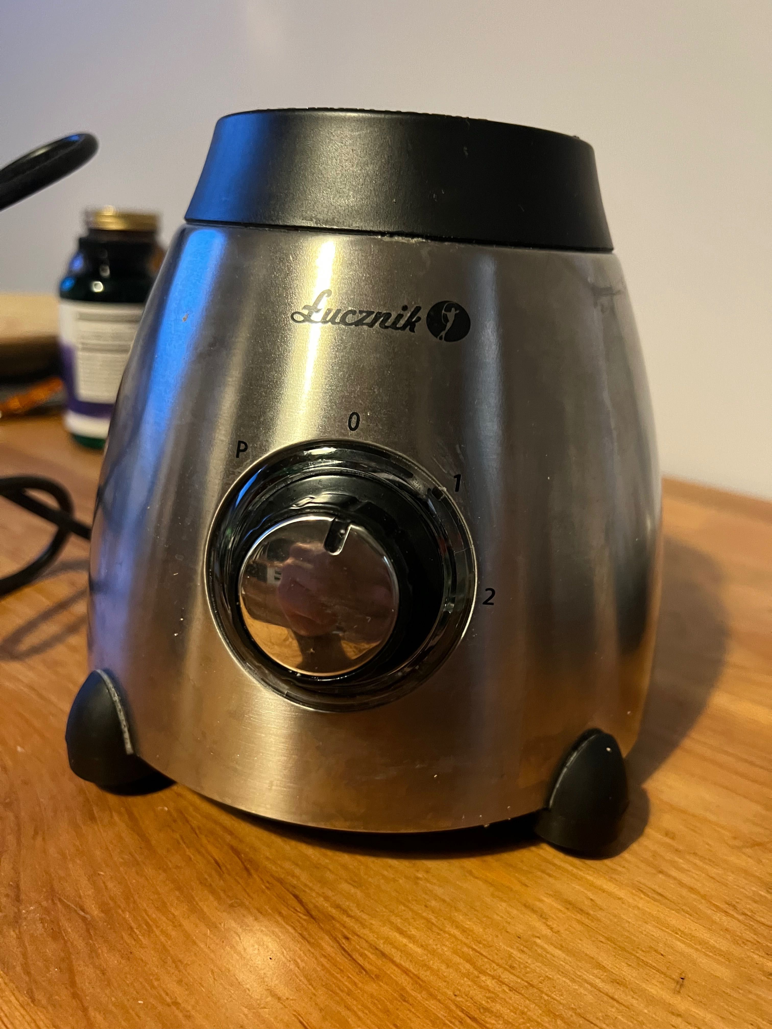 Blender kielichowy Łucznik – szklany dzbanek, 500W